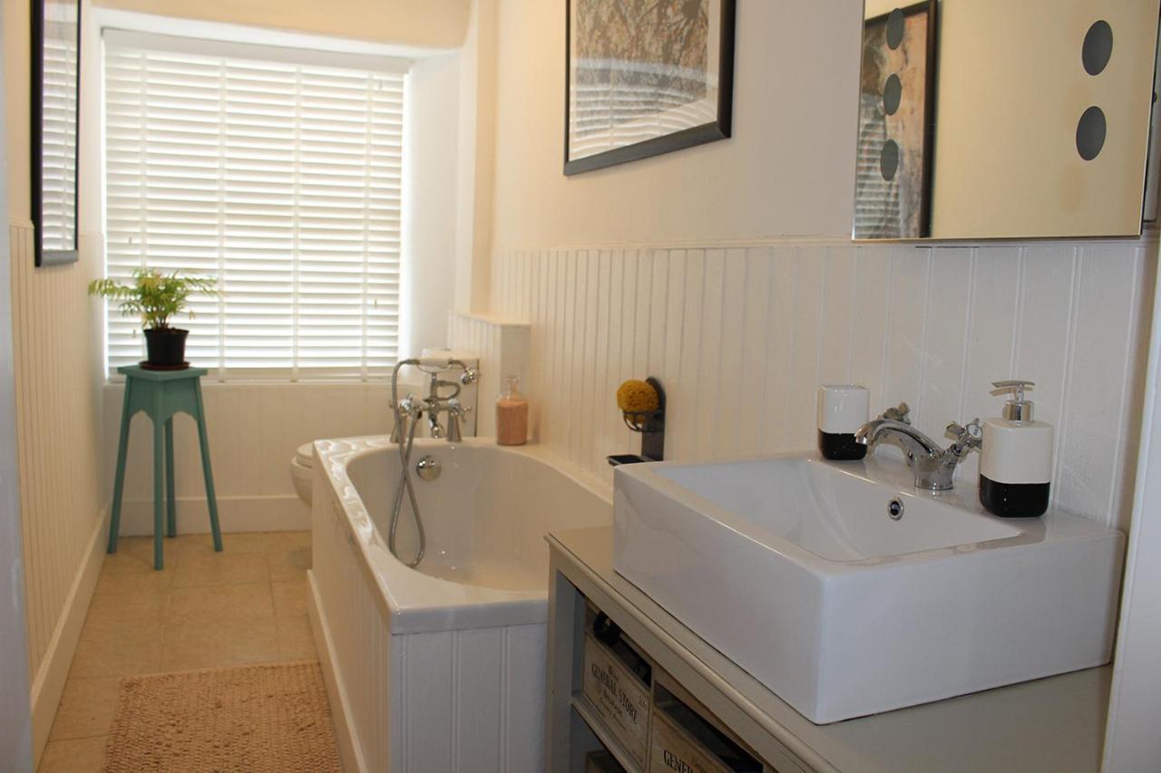 Clan Ross - 3 Bed, Spacious Georgian Home Stirling Dış mekan fotoğraf